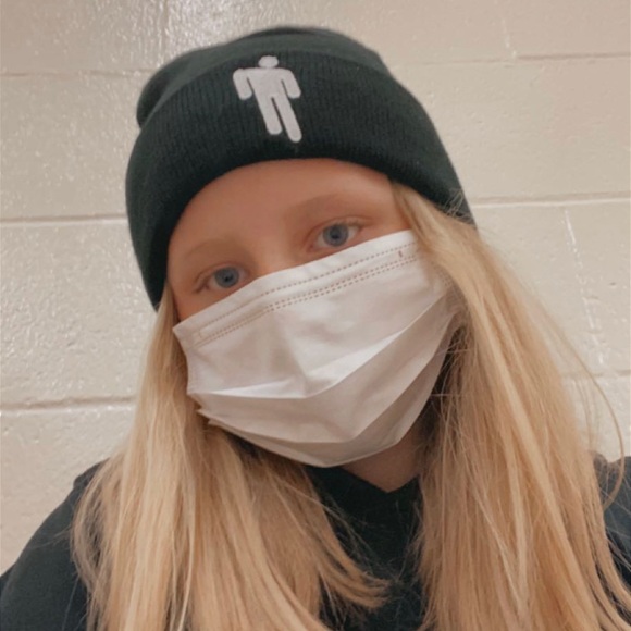 Meet your Posher, Kylie - Picture 1 of 1